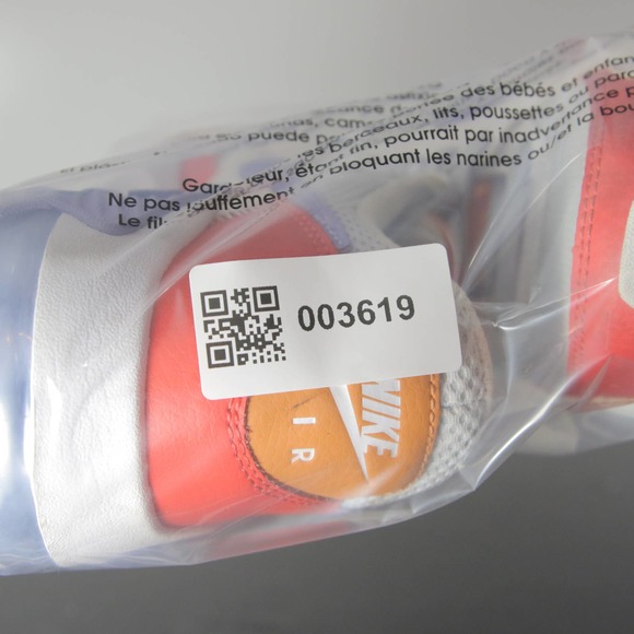 NIke Air Max Excee Low White Red Women's Sneakers 003619 Size 7Womens/5.5 Youth - Picture 9 of 9